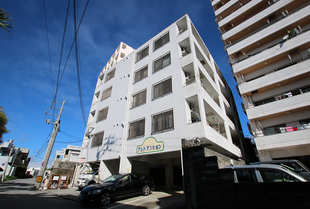 沖縄の不動産売買 軍用地 賃貸 外人住宅のことならサキコーポレーション 沖縄の不動産売買 軍用地 賃貸 外人住宅 のことならサキコーポレーションにお任せください